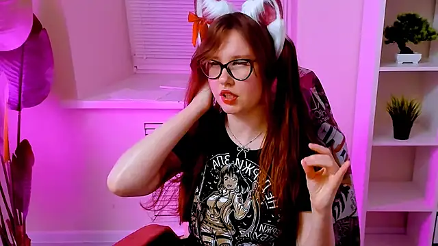 CarolGiggly webcam