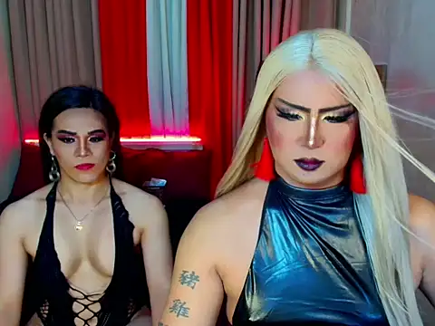 Wildest_Slave_Huntress webcam