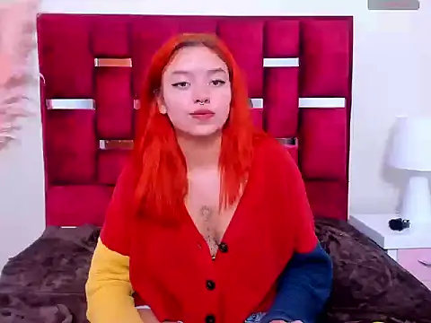 KayleeMei webcam