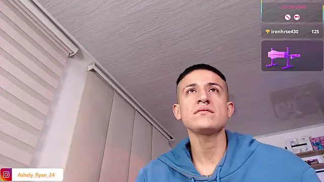 ashely_ryan24 webcam