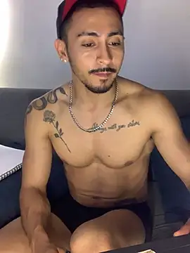 NicolasChest_xxx webcam