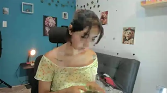anastasia_tuya webcam