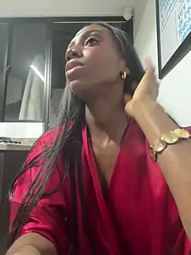 Zoe_Ravenn webcam