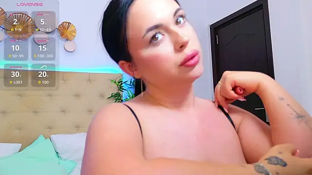 TemptingLuna_ webcam