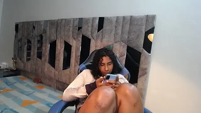 yohatinelly07 webcam