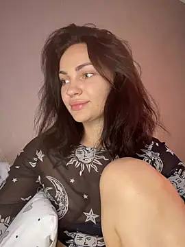 BiteMeSarah webcam