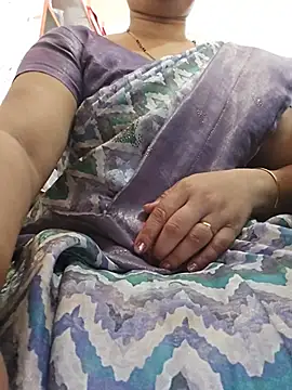 indianhotwife639 webcam