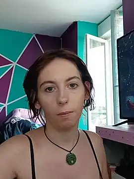 LadyFreyna webcam