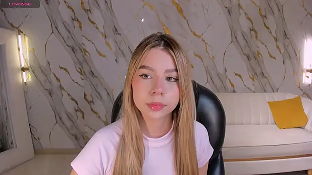 TiffannySins webcam