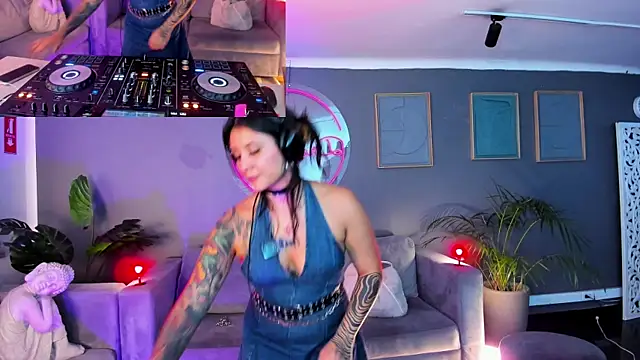 Nathalia_stone_ webcam