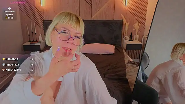 Ann_Annise webcam