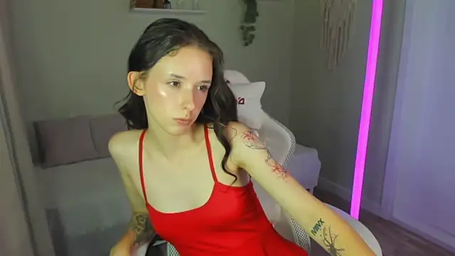 AnnaOddy webcam