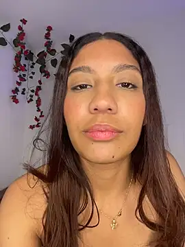Daphnne_Curly webcam