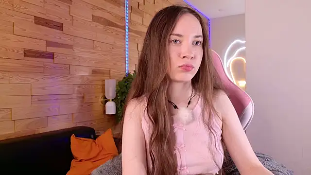 LilaMccoy webcam