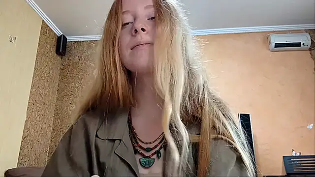 KateVibe_01 webcam