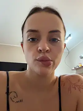 AngelinaTeller webcam