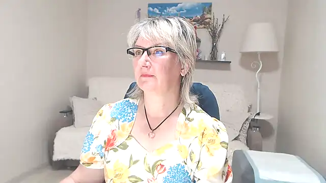 FleurMays webcam