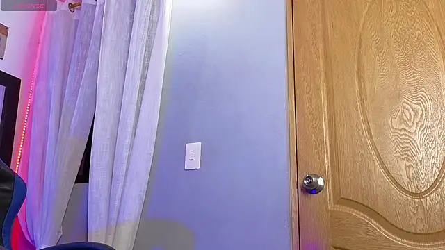 Veronica_111 webcam