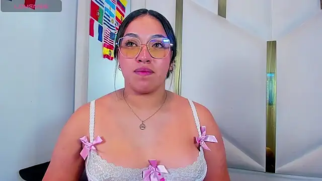 IsabellRodriguez18 webcam