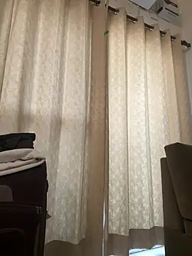 bigbumboy live cam on StripChat
