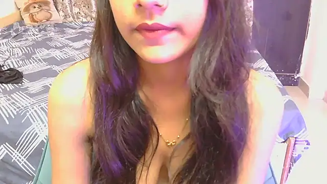 hoty-priya webcam