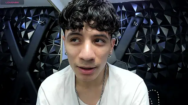 Angel_St1 webcam