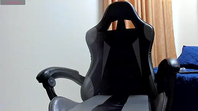 Ithan_Hott webcam