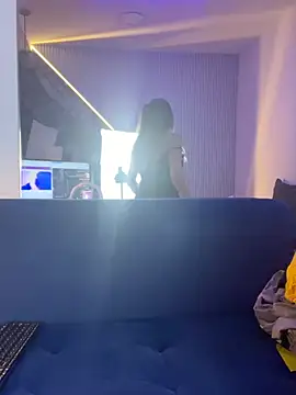 MaddyStonee_ webcam