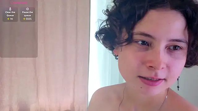 MicaelaLovella webcam
