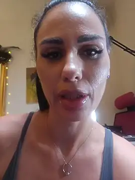KatiaDivine webcam