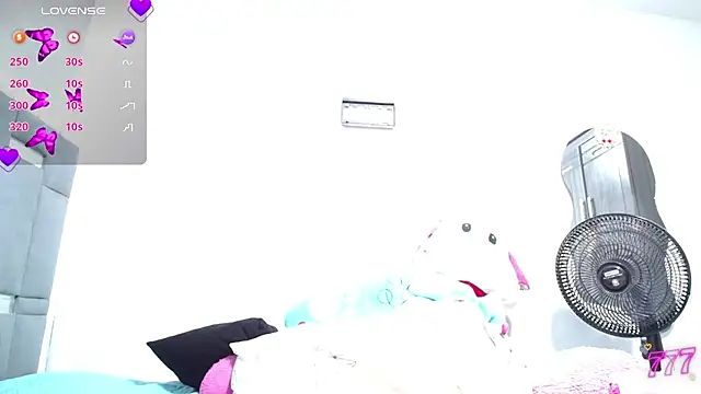 thickebonymilfF webcam
