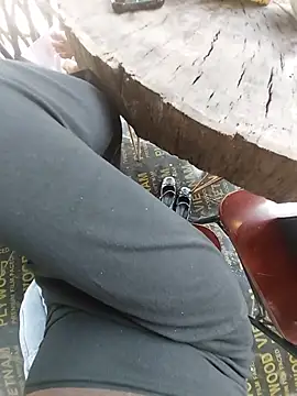 Love-public webcam