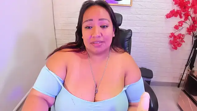 Shara_Oz webcam