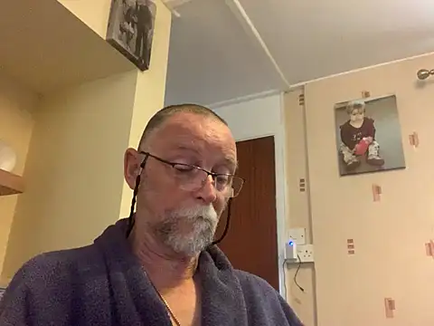moonraker64 (M grandpa) - Make me cum