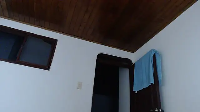 adrixxx38 webcam