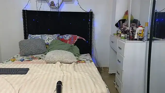 charlotte_077 webcam
