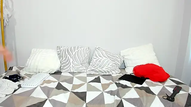 Linda_Insatiable webcam