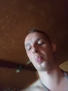 Nebojnekousnu webcam