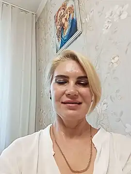 JennyOMay webcam