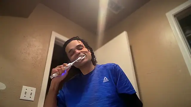 icebergslim281 webcam