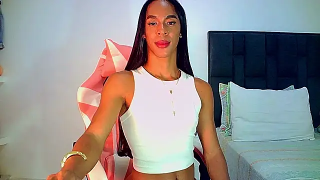 carmen14 live cam on StripChat