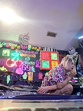 DaddyAndSplashQueen webcam