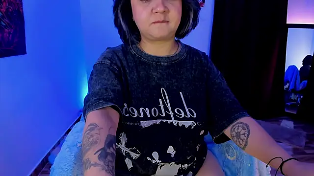 LylaVixxen webcam