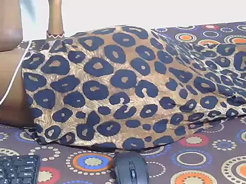 Naughty_sleender webcam