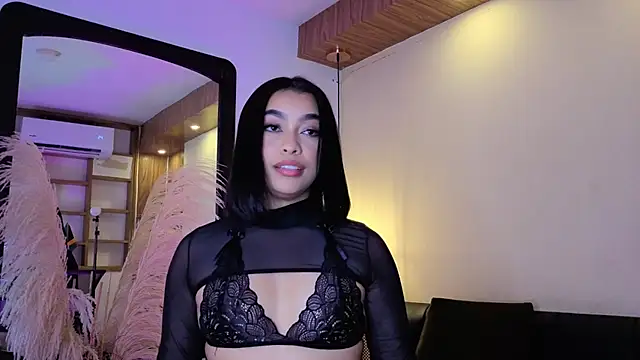 Chloe_monroee webcam