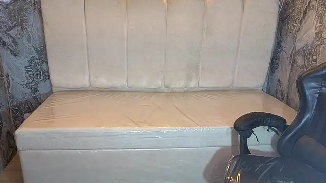 Adarasuri_v webcam