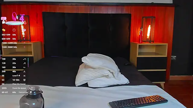 Leo_Savage_ webcam