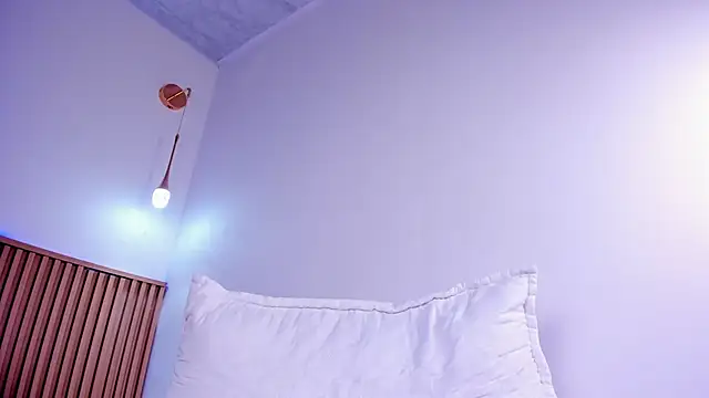 Sarita__Gomez webcam