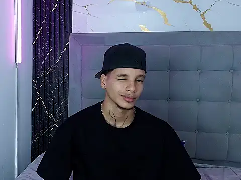kai_storm77 (M twink) - SHOW OIL!!!!