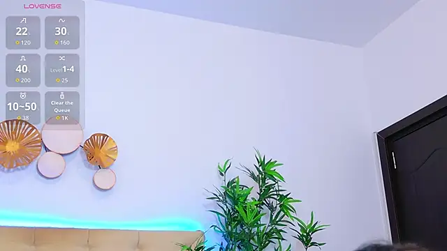 TemptingLuna_ webcam